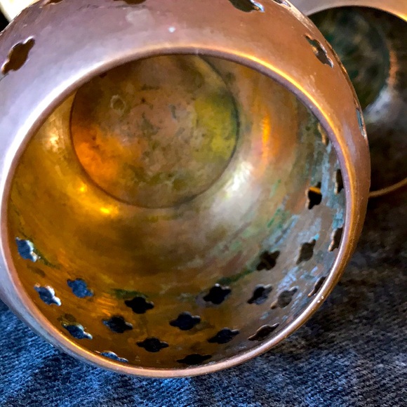 Brass Candleholders - Picture 5 of 8